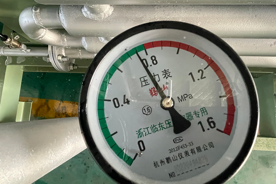 หน่วยผลิตไฮโดรเจนสลายแอมโมเนียสี่เหลี่ยม