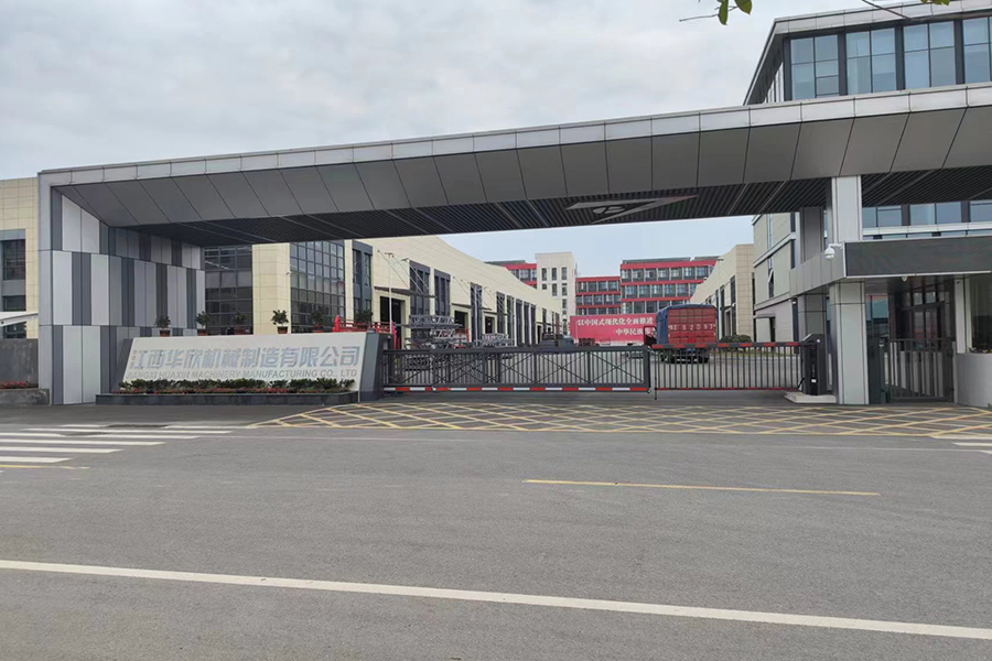 วิศวกร Jiangsu Luoming จัดให้มีการเยี่ยมชมไซต์ของลูกค้าใน Jiangxi